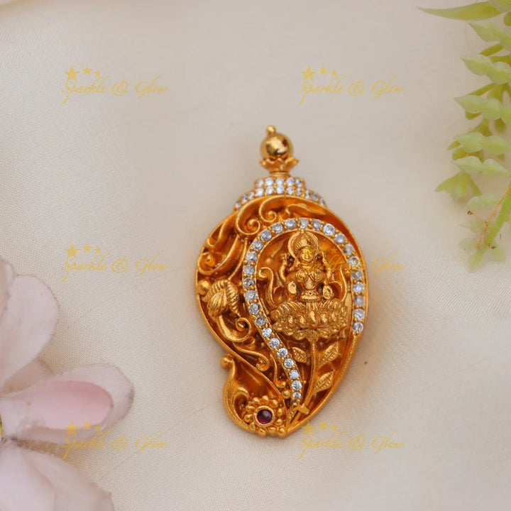 Antique Lakshmi Motif Saree Pin with CZ and Gold alike Finish