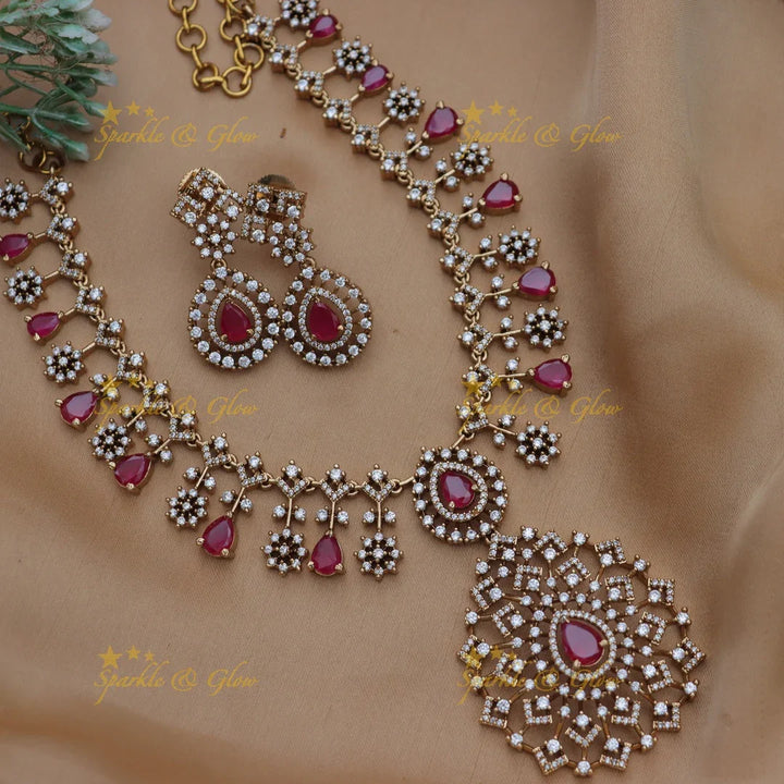 Grand Floral pendant AD short necklace