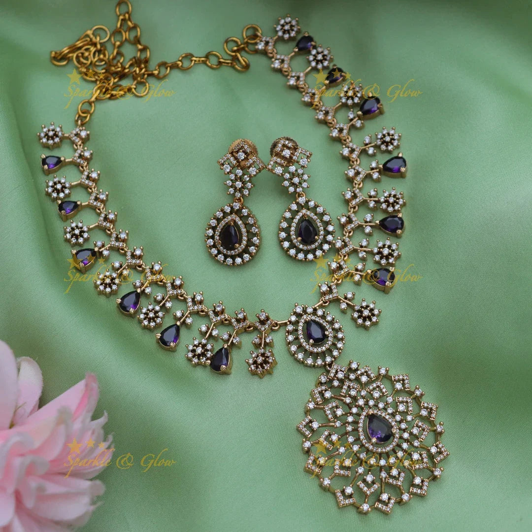 Grand Floral pendant AD short necklace