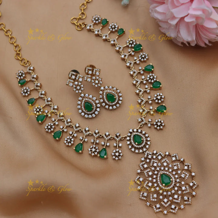 Grand Floral pendant AD short necklace