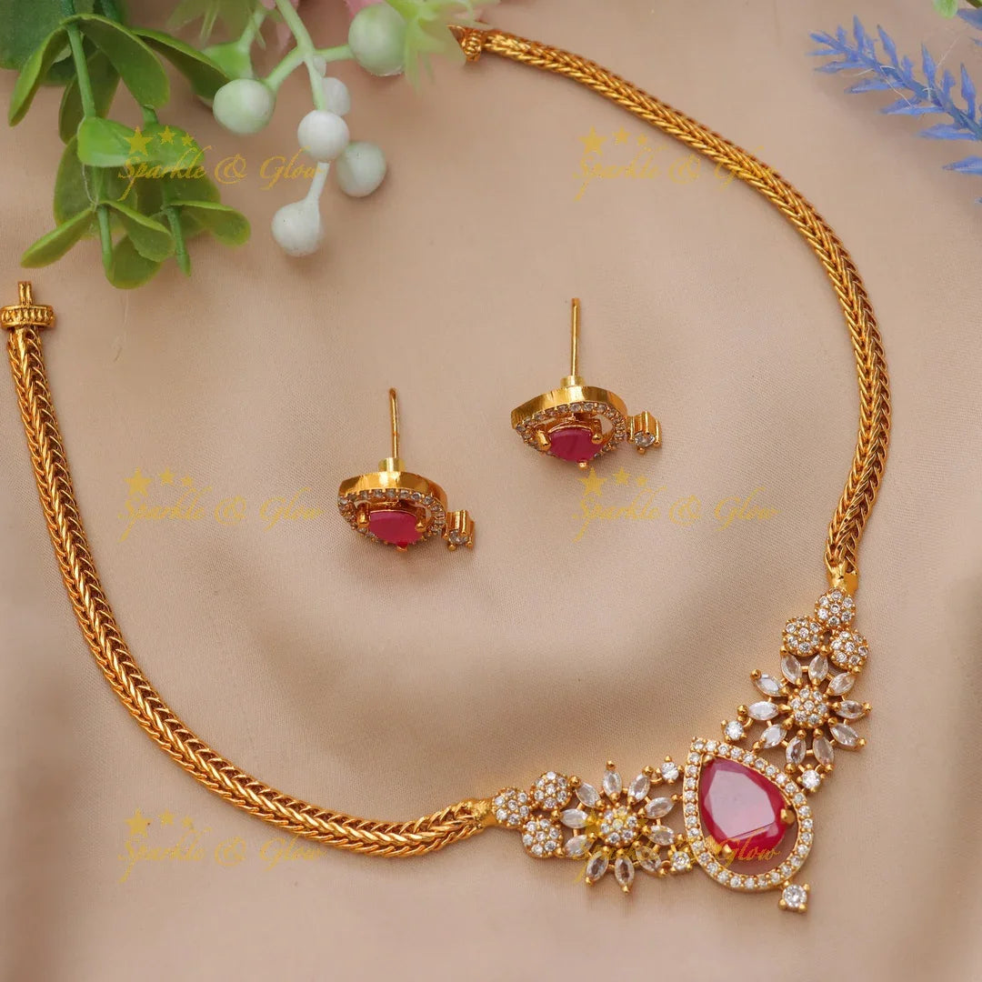 Gracious Star Floral AD Short necklace