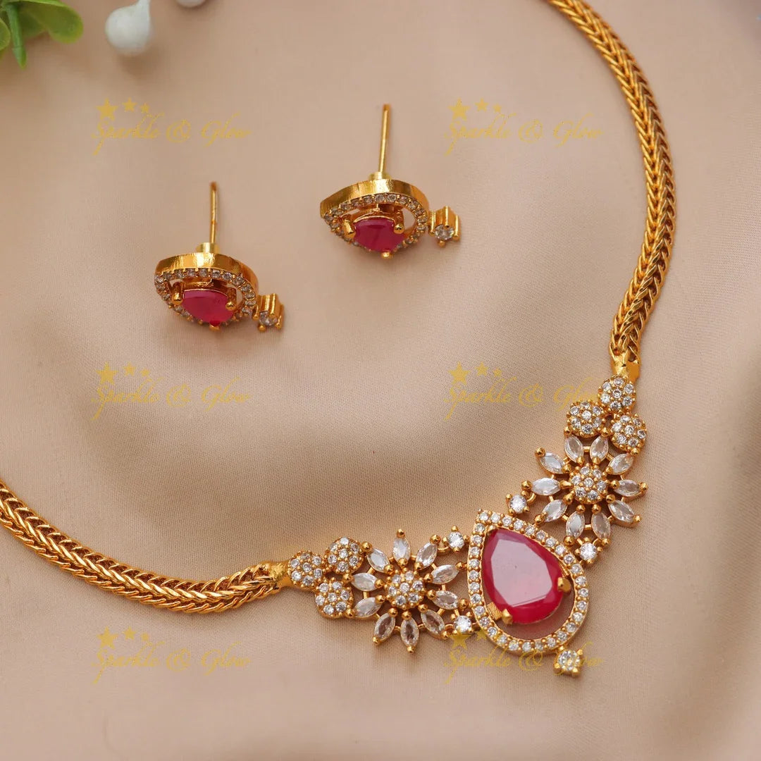 Gracious Star Floral AD Short necklace