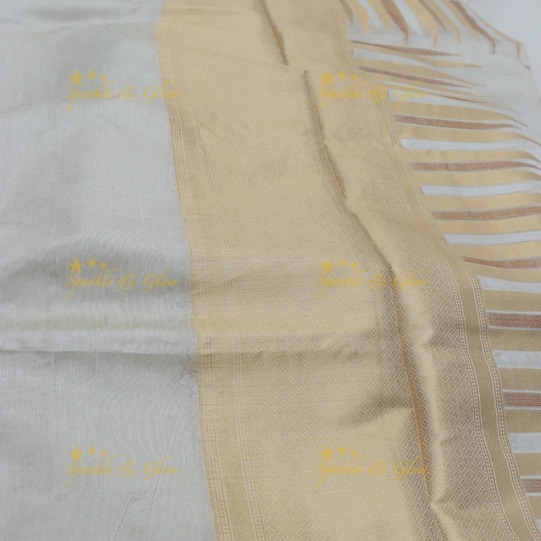 Exquisite Kerala Saree & Blouse – Tissue Elegance
