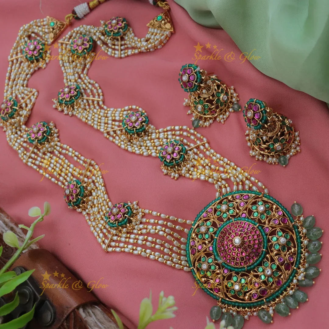 Exquisite Kundan Pearl Bridal Necklace Set Online