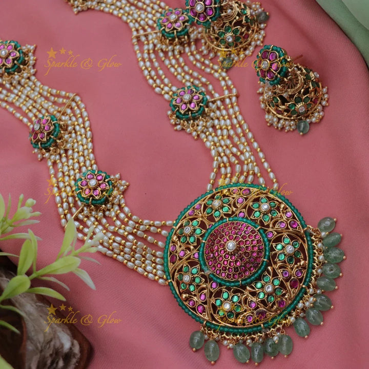 Exquisite Kundan Pearl Bridal Necklace Set Online