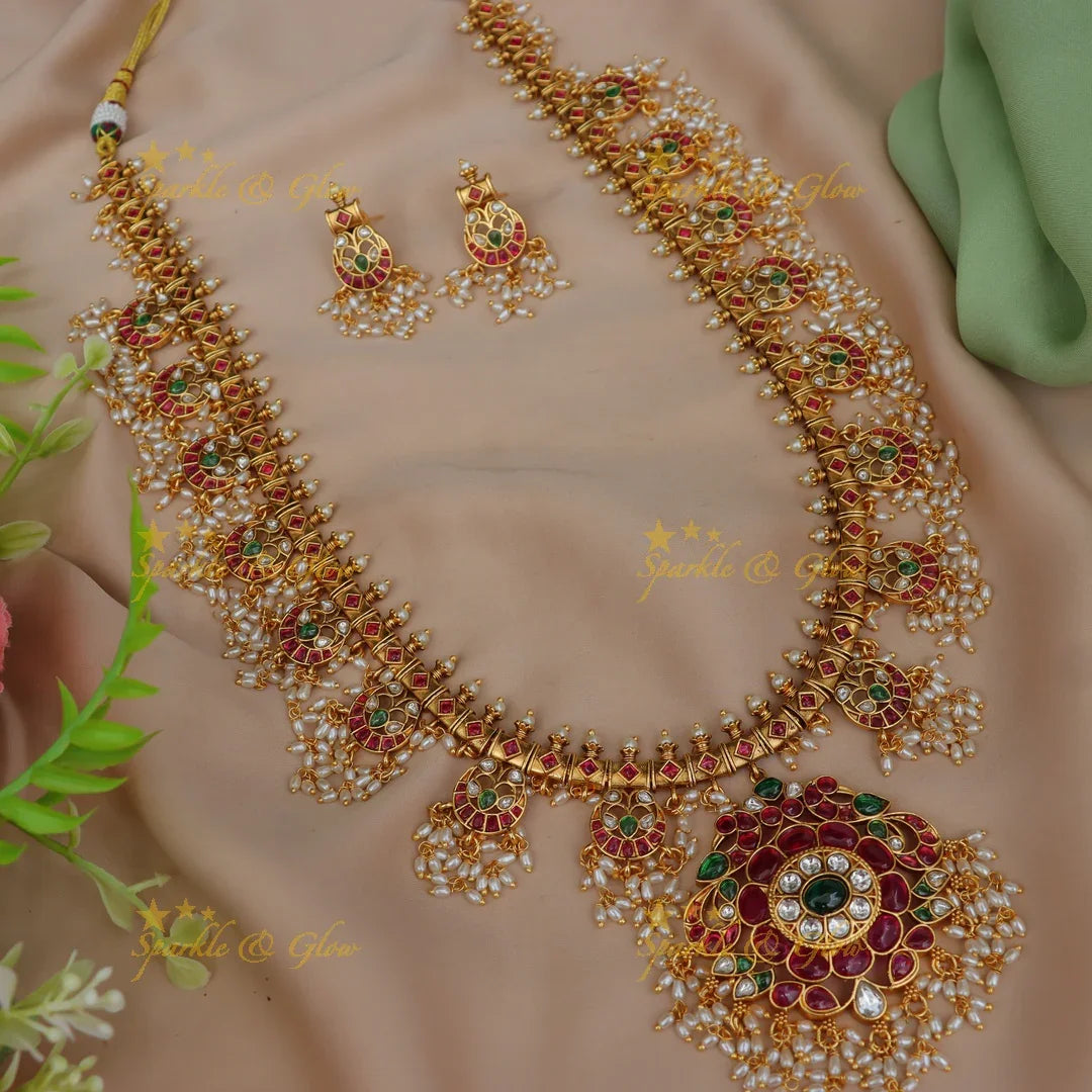 Elegant Jadau Necklace Set with Pearls & Gemstone Detailing