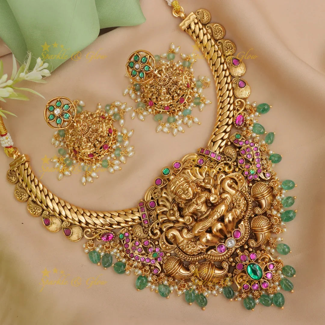 Enchanting Lakshmi Jadau Necklace for Festive Elegance