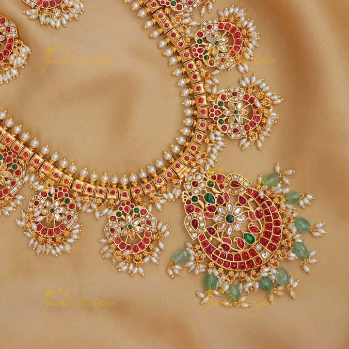 Exquisite Floral Necklace for Weddings and Festivities