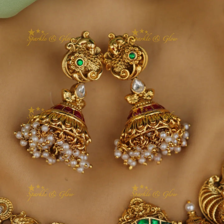 Exquisite Pearl Beads Lakshmi Necklace for Grand Celebrations