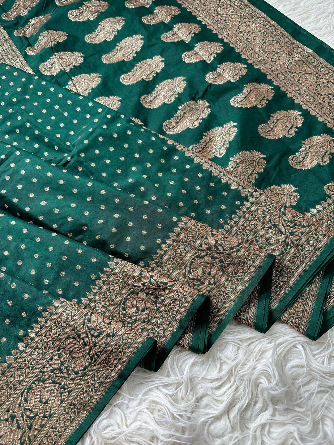 Elegant Banarasi Georgette Saree - Bridal Collection