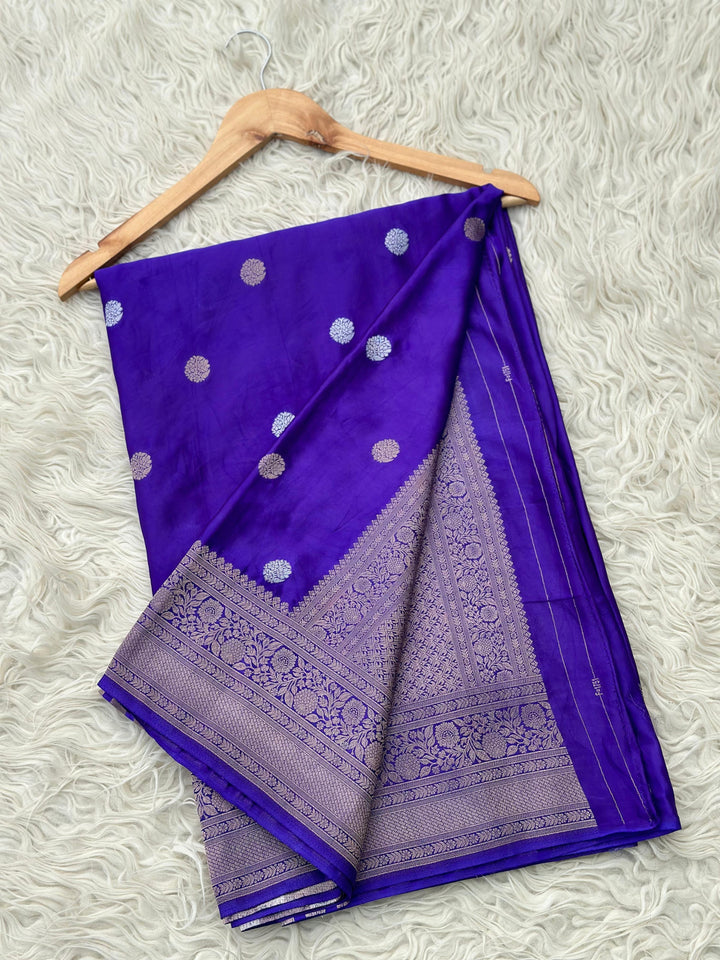 Elegant Banarasi Silk Saree with Exquisite Zari Work