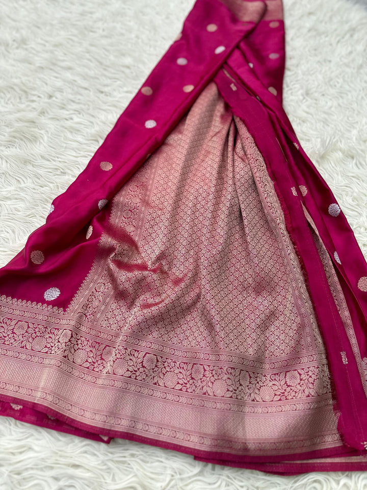 Elegant Banarasi Silk Saree with Exquisite Zari Work