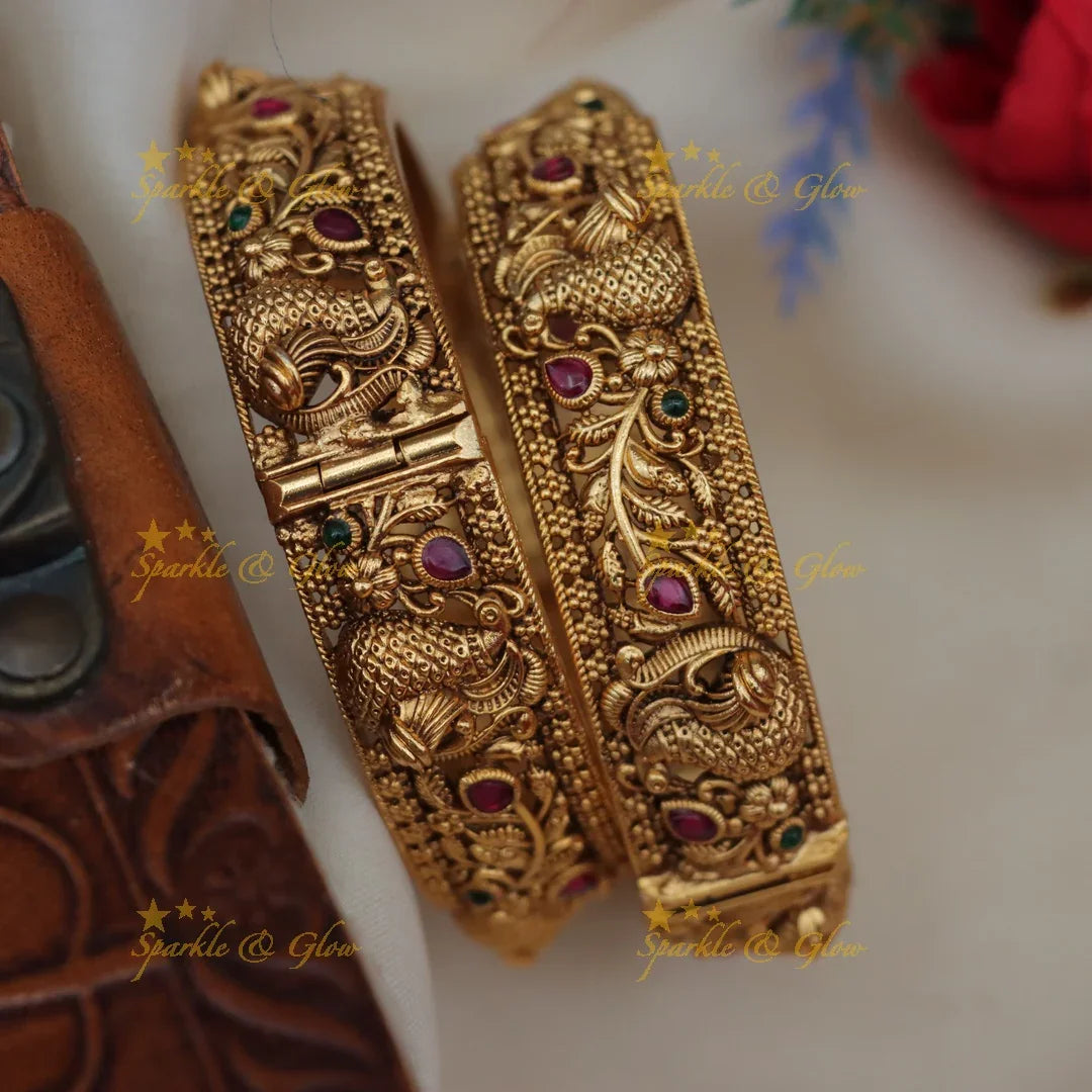 Exquisite Peacock Kemp Bangles - Classic Elegance Redefined