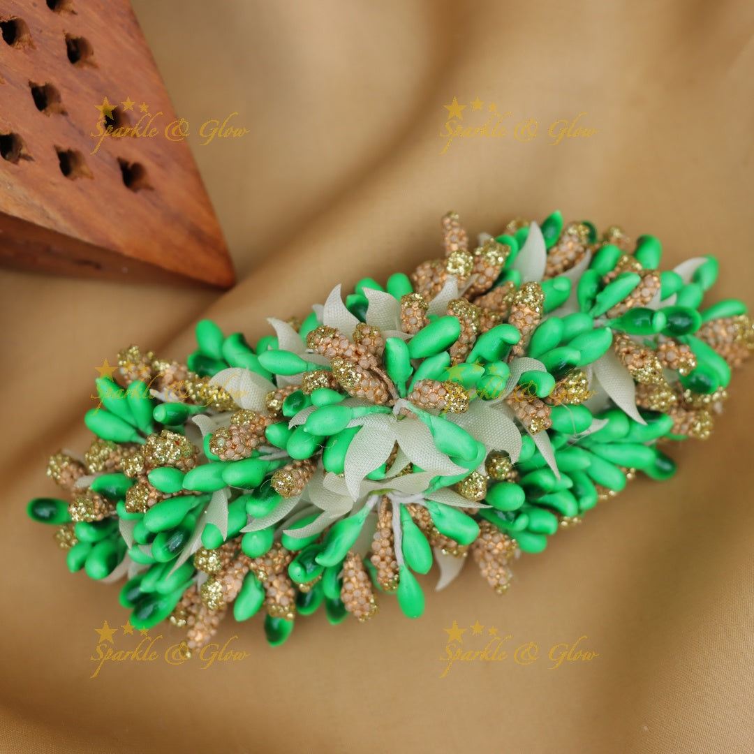 Elegant Sparkling Gold Hair Clip for Weddings