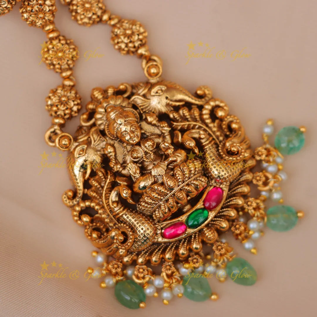 Exquisite Craftsmanship Jadau Kundan Necklace Set