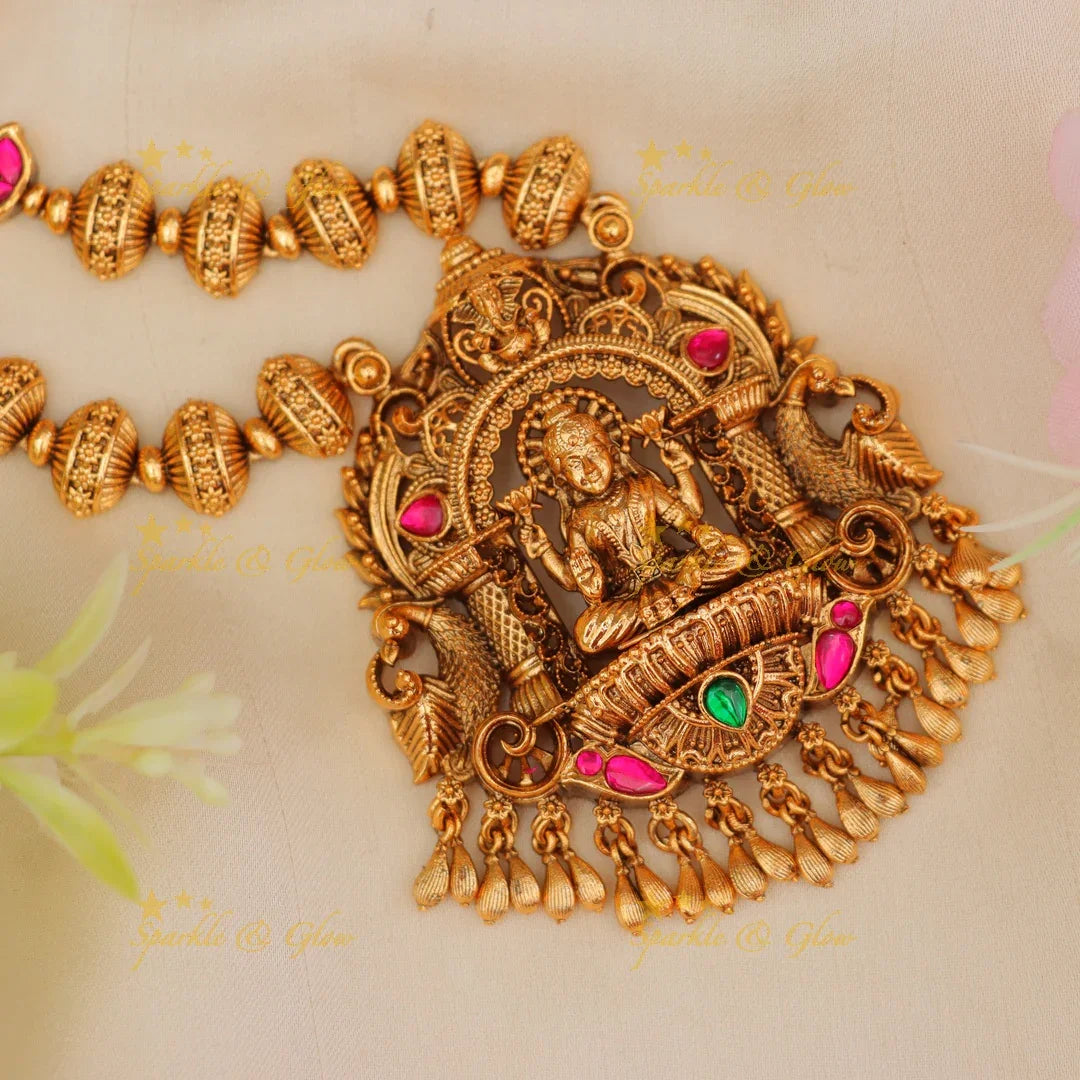 Exquisite Jadau Kundan Lakshmi Ganesha Necklace Set