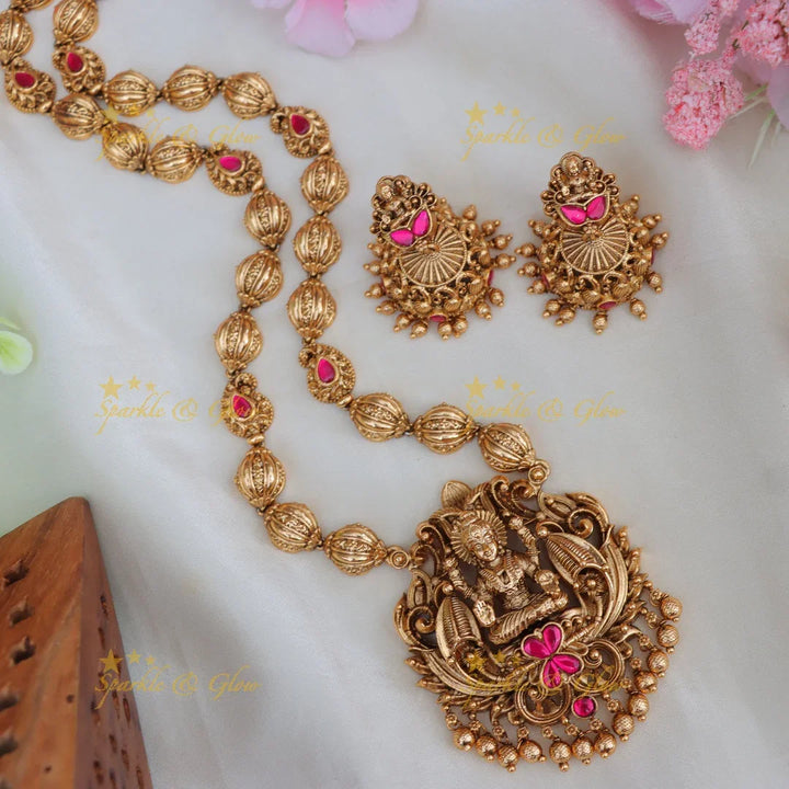 Lakshmi Jadau Kundan Necklace Set - Shop Now