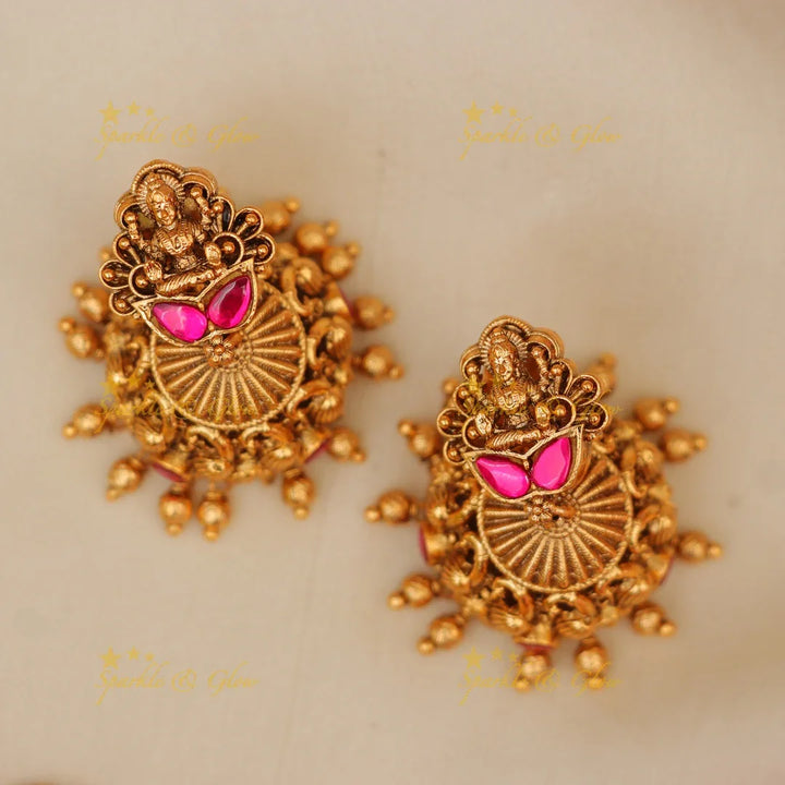 Lakshmi Jadau Kundan Necklace Set - Shop Now