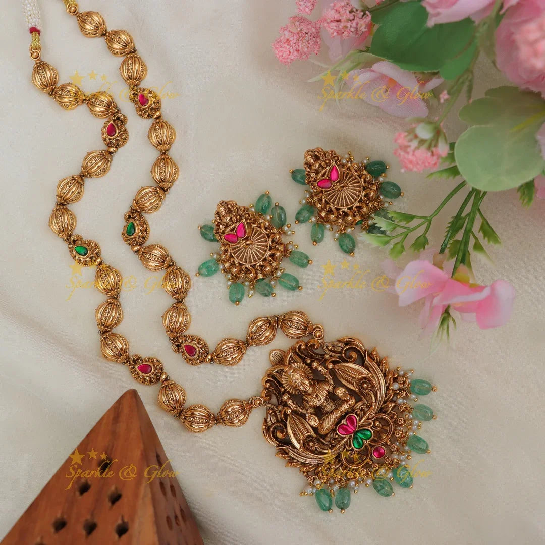 Lakshmi Jadau Kundan Necklace Set - Shop Now