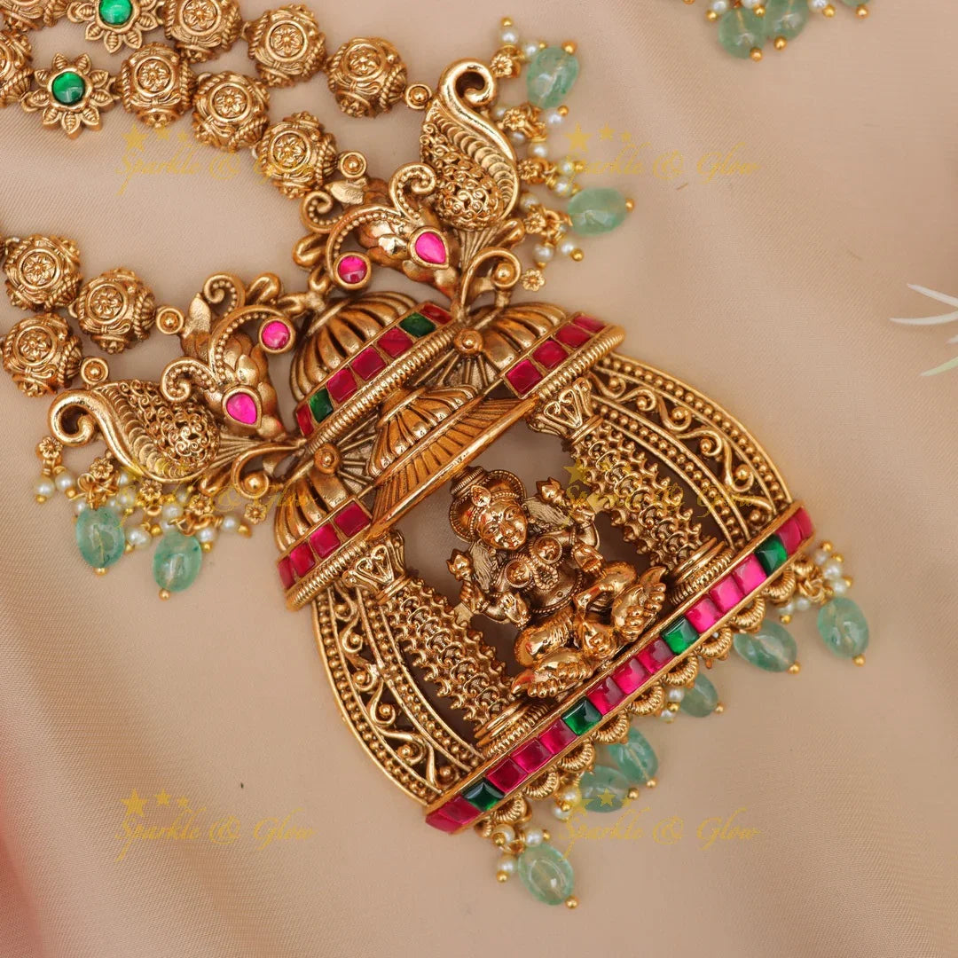 Radiant Jadau Kundan Necklace for Festive Elegance