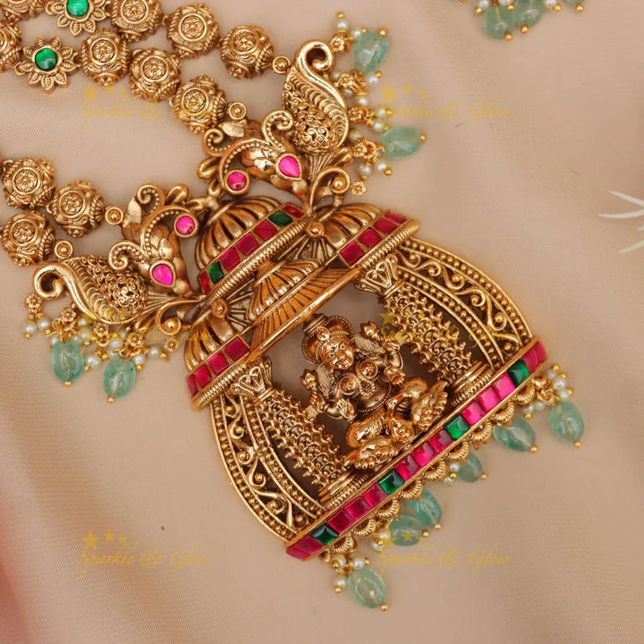 Radiant Jadau Kundan Necklace for Festive Elegance