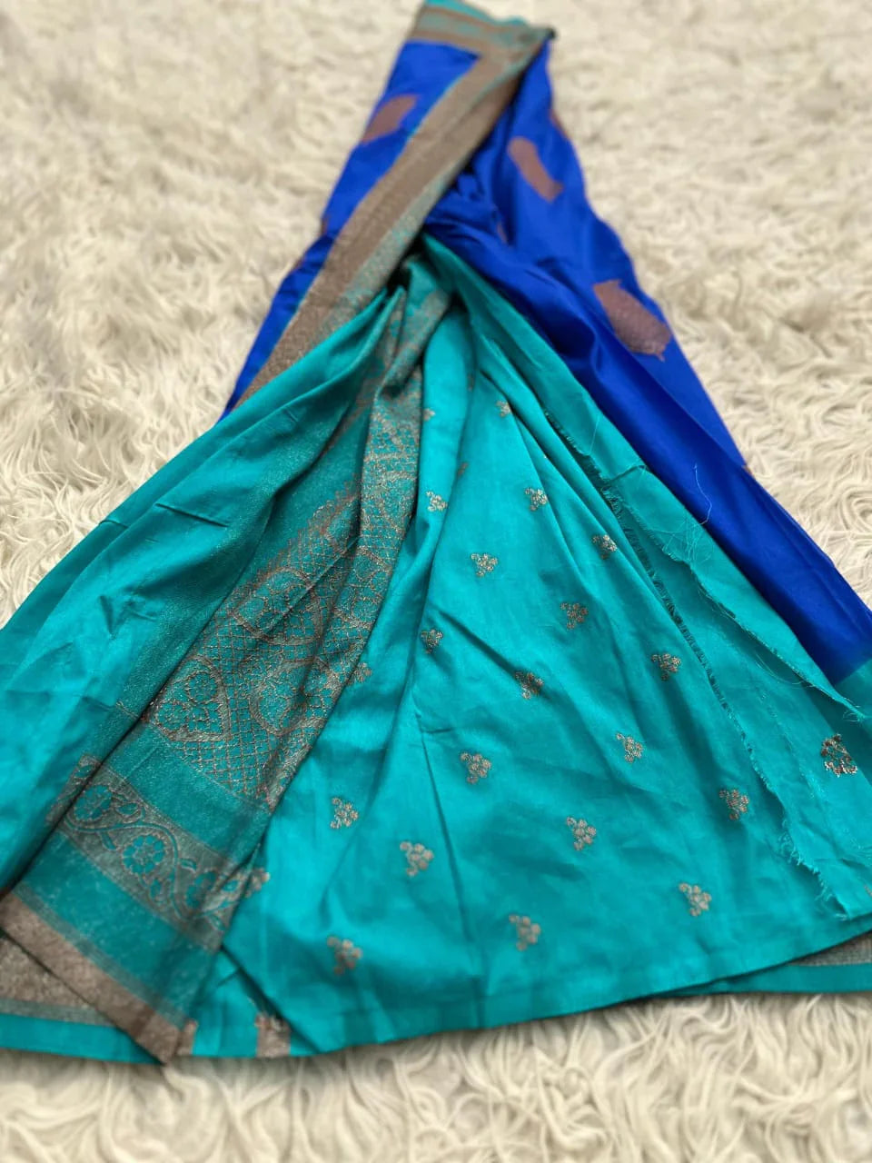 Elegant Blue Banarasi Silk Saree for Weddings & Festivities