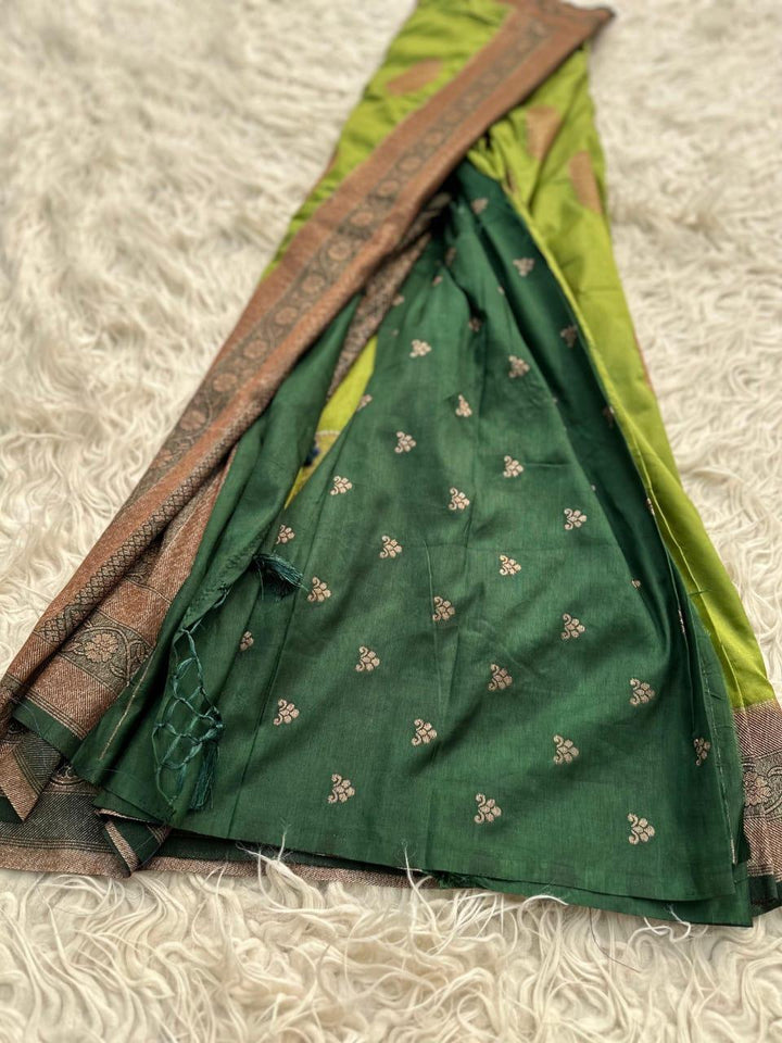 Elegant Blue Banarasi Silk Saree for Weddings & Festivities