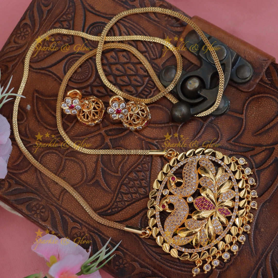 Exquisite Peacock Lotus Gold Necklace for Weddings
