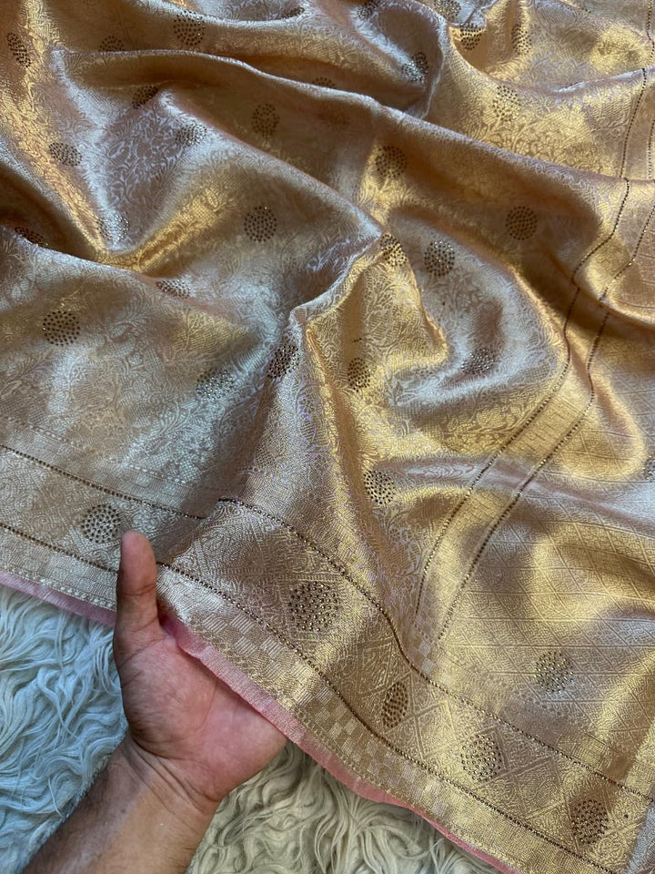 Exquisite Gold Zari Kanjivaram Silk Saree Online