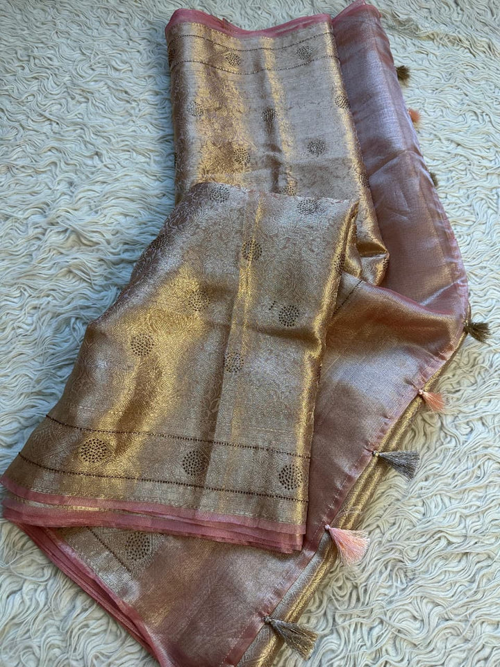 Exquisite Gold Zari Kanjivaram Silk Saree Online