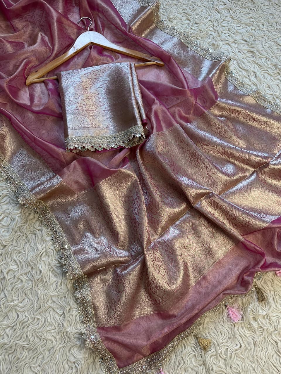 Banarasi Maharani Tissue in Diamond Avtar Saree