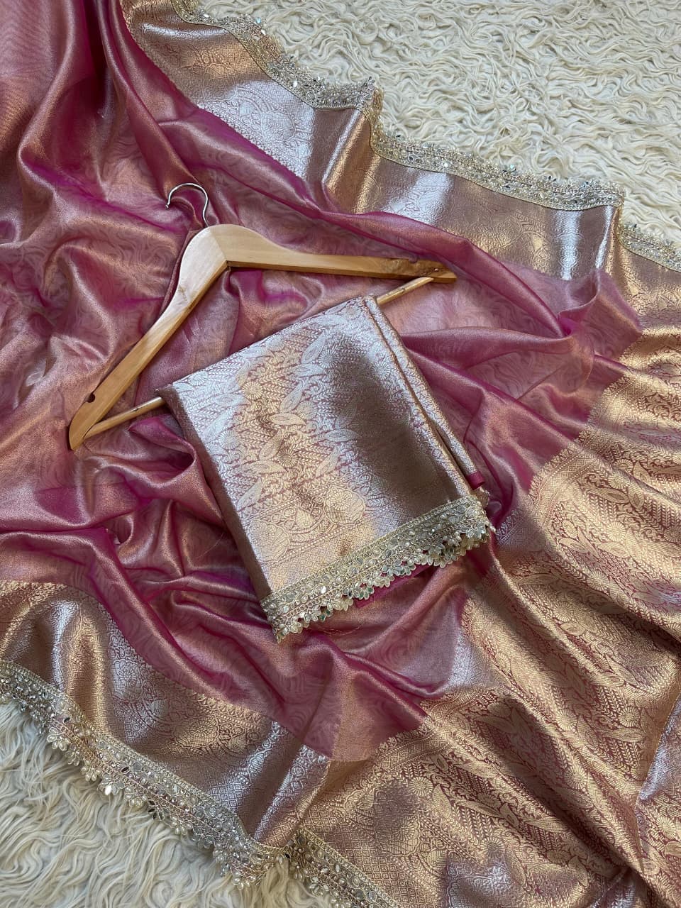 Banarasi Maharani Tissue in Diamond Avtar Saree