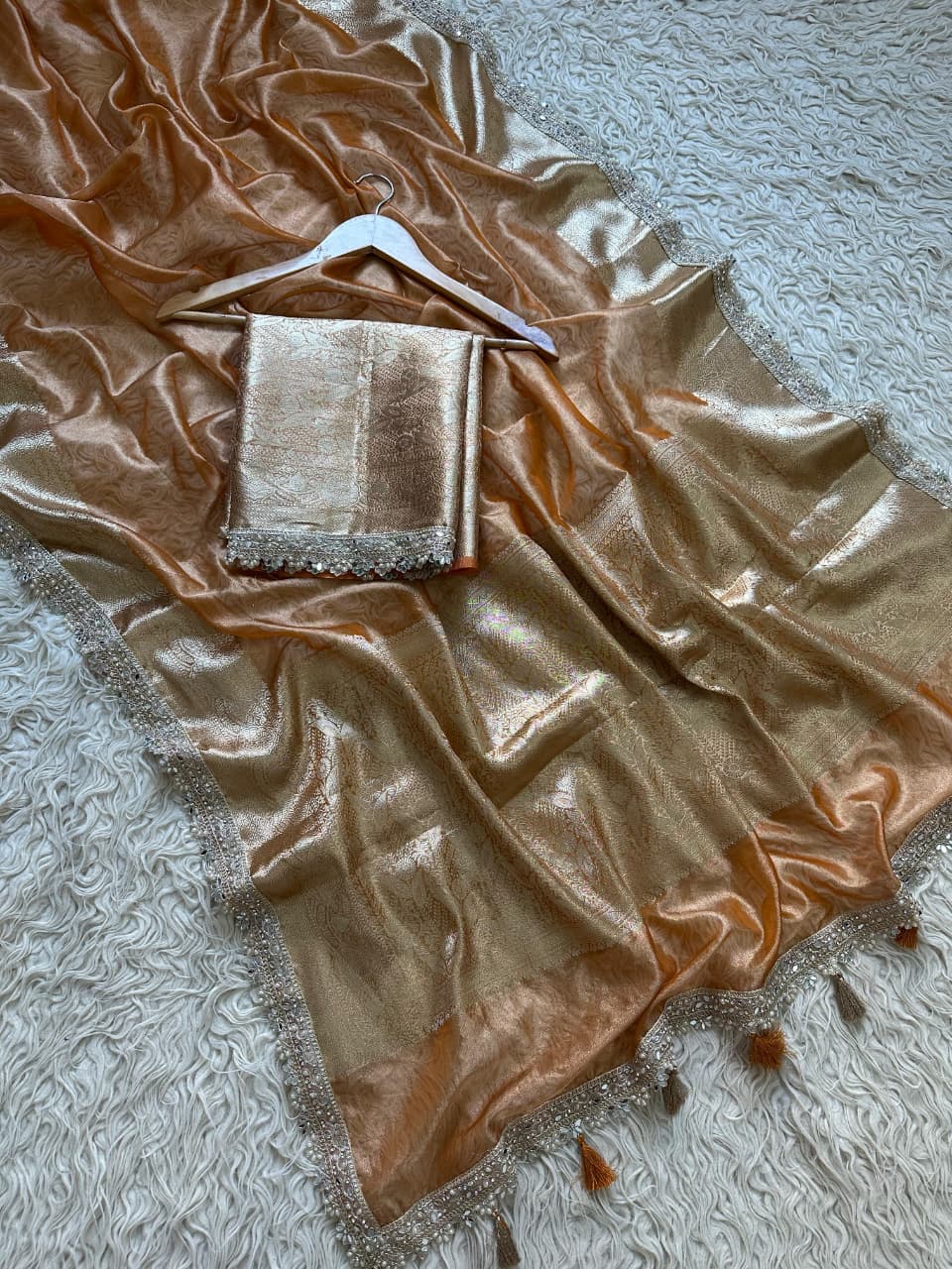 Banarasi Maharani Tissue in Diamond Avtar Saree