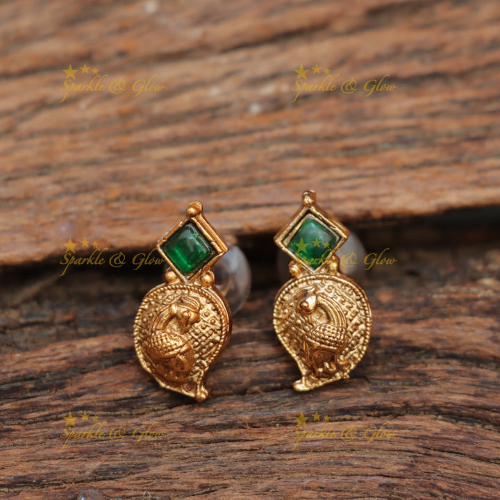 Exquisite Festive Lakshmi Necklace with Emerald Accents