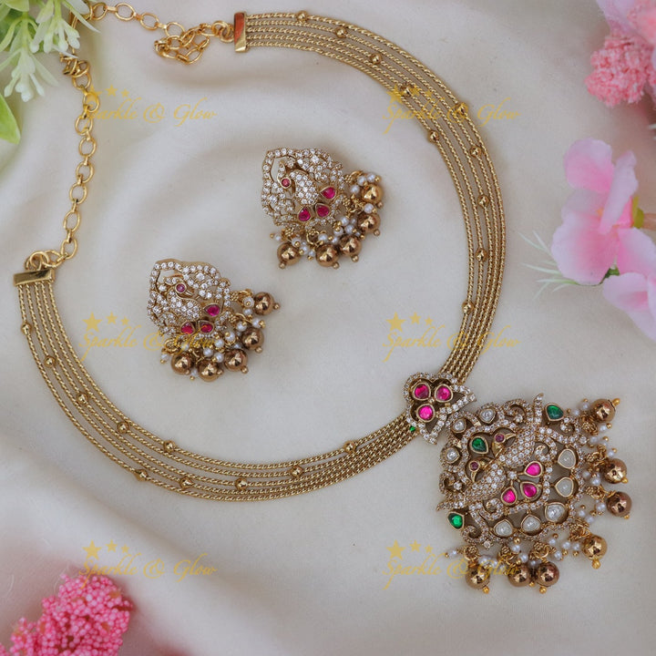 Exquisite Peacock Floral Necklace - Sparkle & Glow