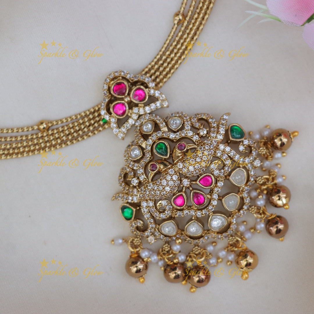 Exquisite Peacock Floral Necklace - Sparkle & Glow