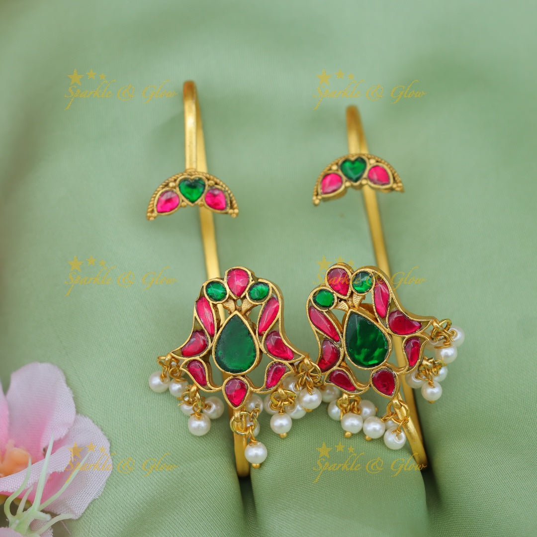 Exquisite Peacock Jadau Earcuff for Festive Seasons