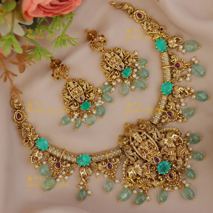 Exquisite Balaji Necklace Set - Golden Elegance