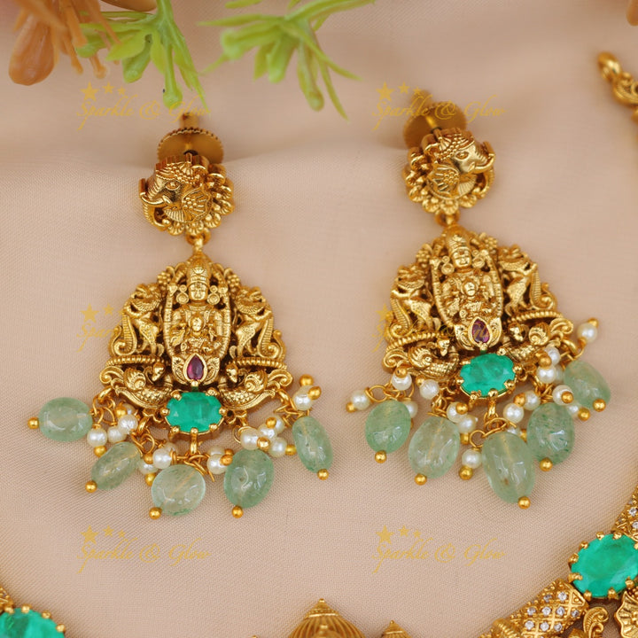 Exquisite Balaji Necklace Set - Golden Elegance
