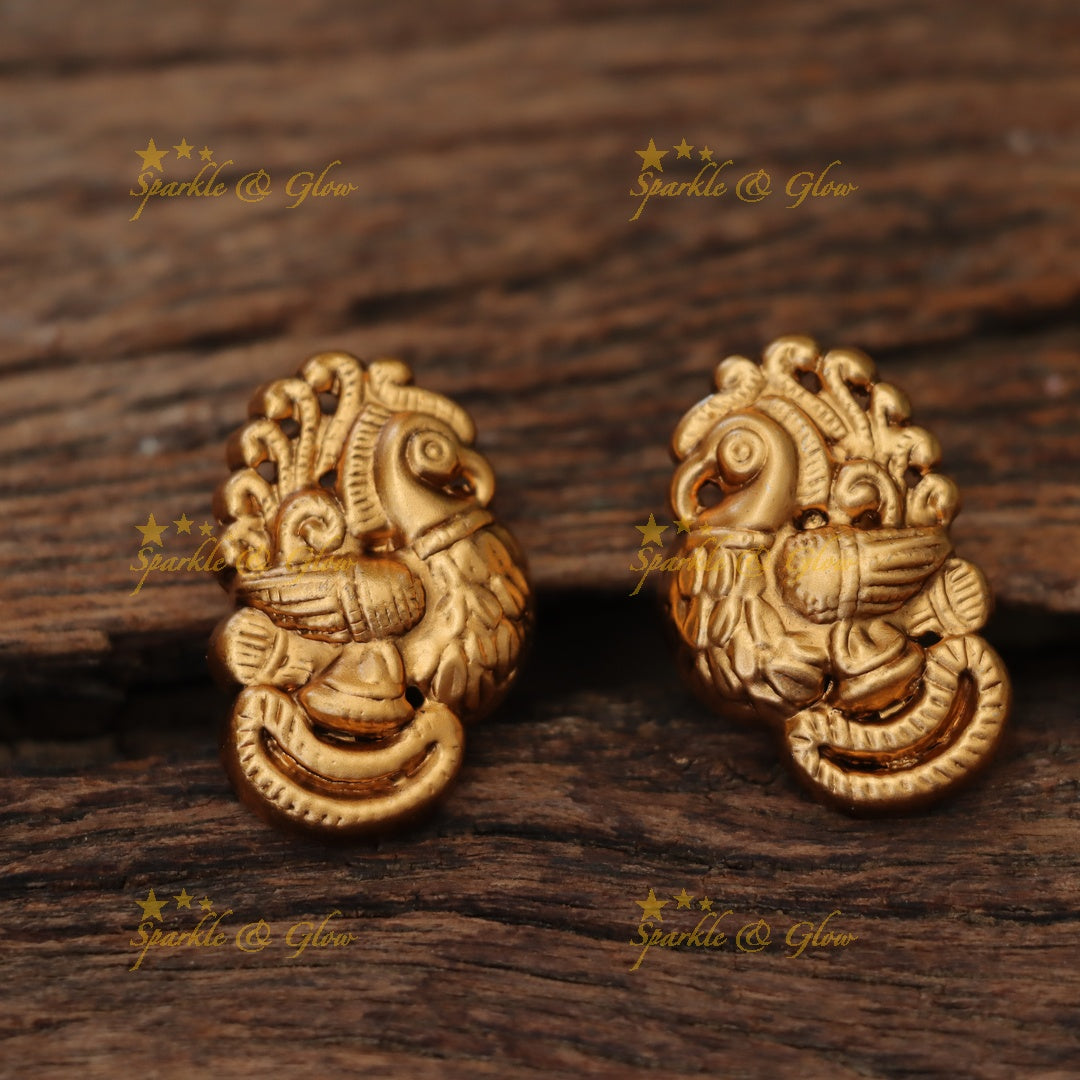 Exquisite Kemp Peacock Choker Necklace for Regal Weddings