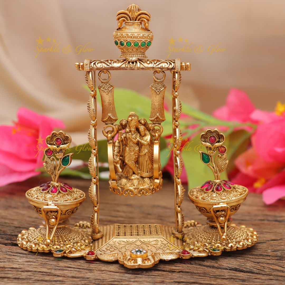 Exquisite Gold Kumkum Box for Auspicious Celebrations