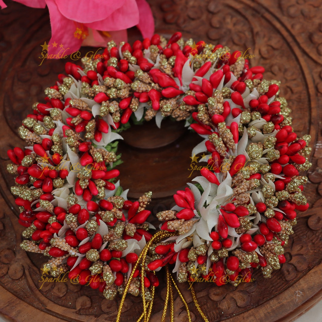 Elegant Floral Gajra - A Festive Must-Have for Hair