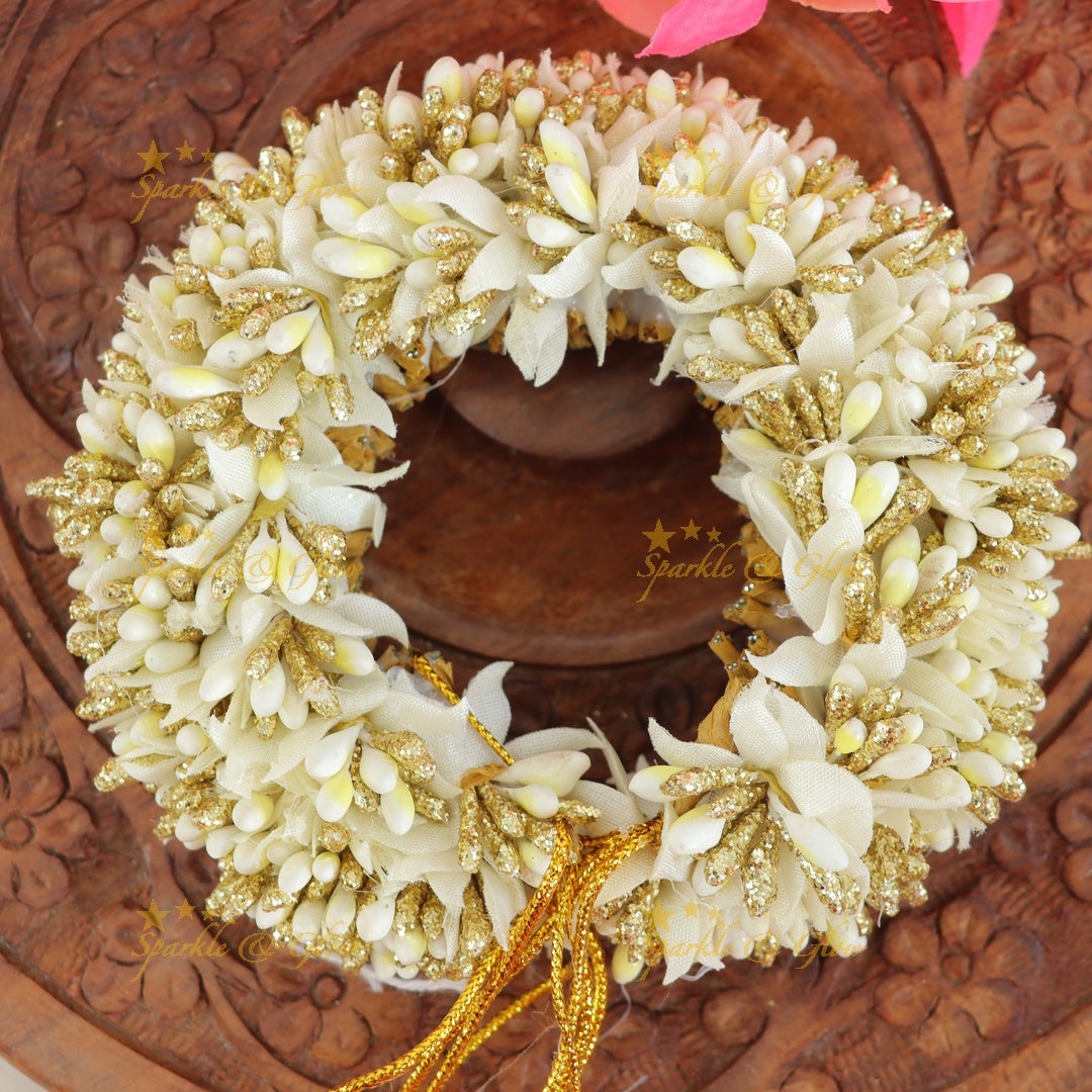 Elegant Floral Gajra - A Festive Must-Have for Hair