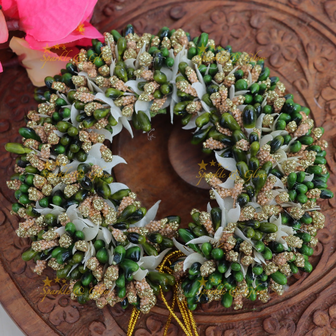 Elegant Floral Gajra - A Festive Must-Have for Hair