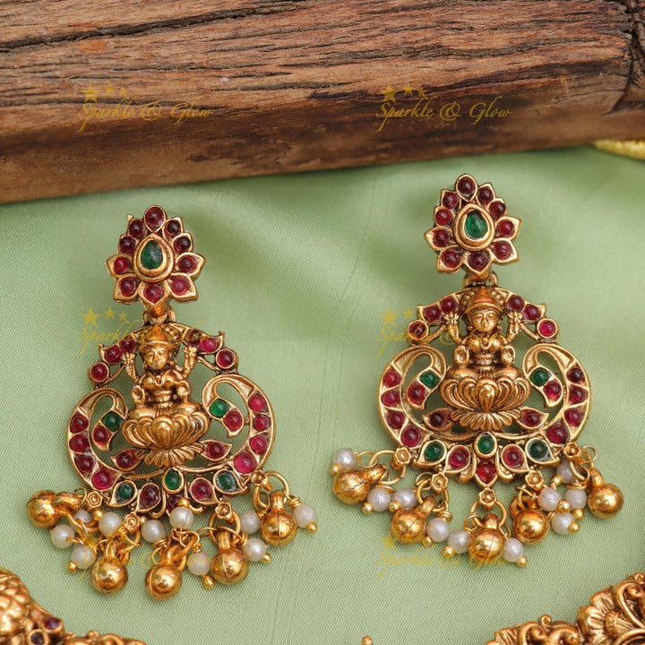 Splendid Kemp Lakshmi Necklace - Captivating Festive Jewelry