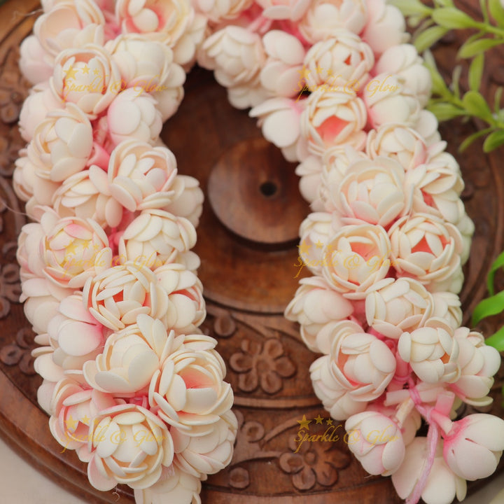 Floral Gajra Hair Accessory for Weddings & Festive Wear 1 Mollam