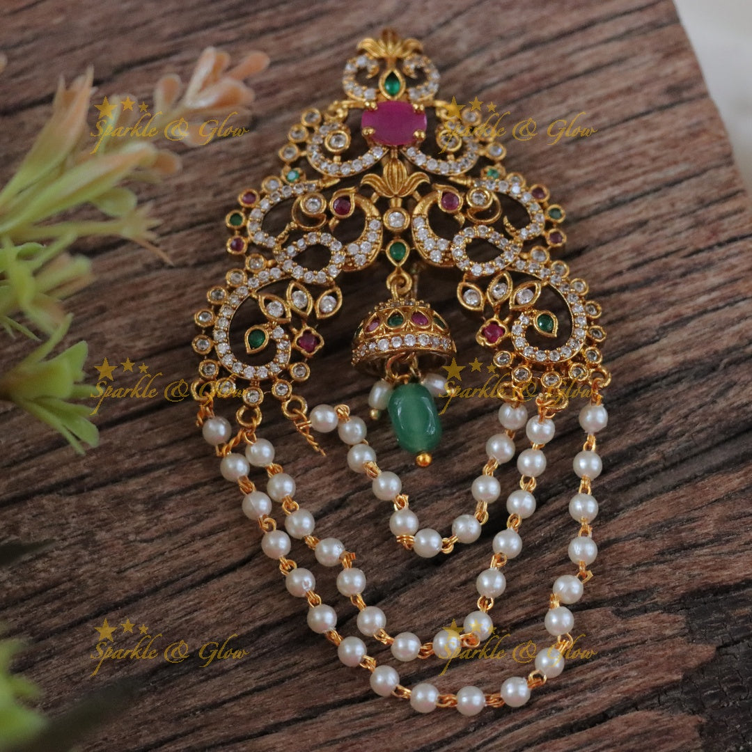 Exquisite Pearl Hairpin with Elegant Peacock Design