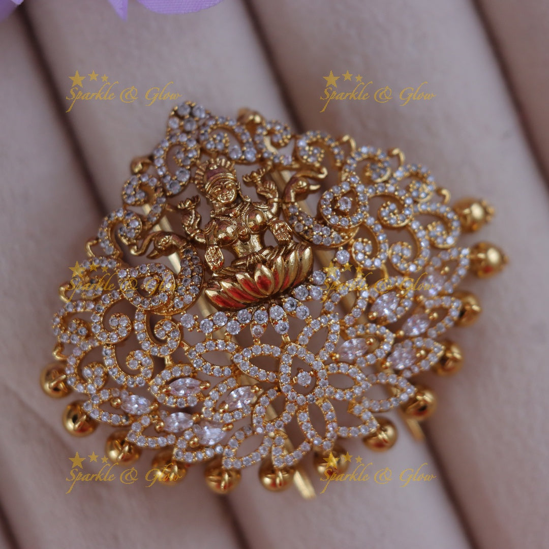Lavish Goddess Lakshmi Hairpin for Ultimate Elegance
