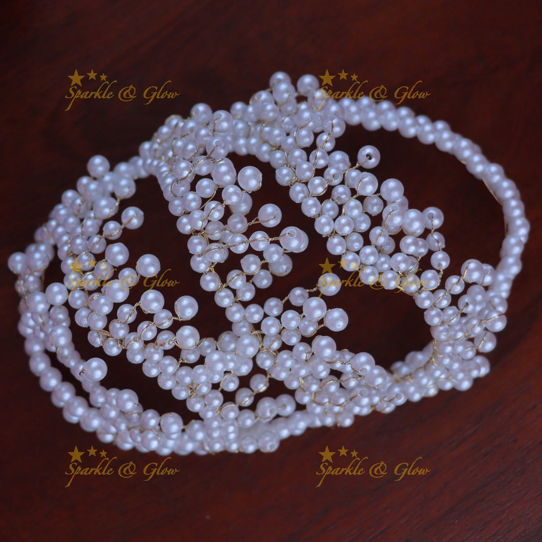 Elegant Pearl Hair Bun Adornment - Luxurious Gold Luster