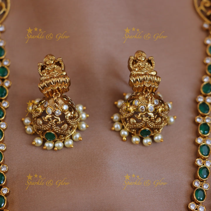Exquisite Lakshmi Necklace for Festive Elegance